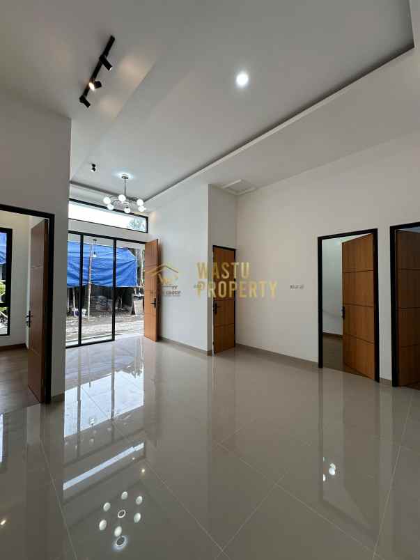 rumah baru desain modern 9 menit ke sleman city hall