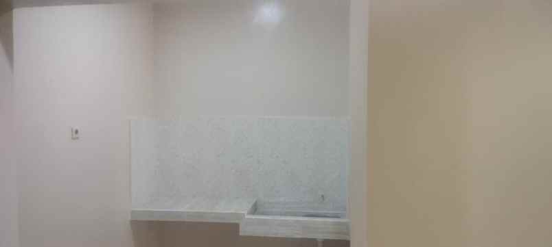 rumah baru renov bronggalan sawah carport 1 mobil