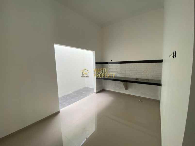 rumah baru strategis dekat uii dan wisata blue lagoon