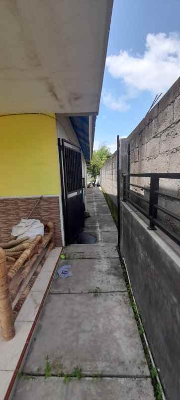 rumah besar tanah luas dekat smp negeri 4 gamping