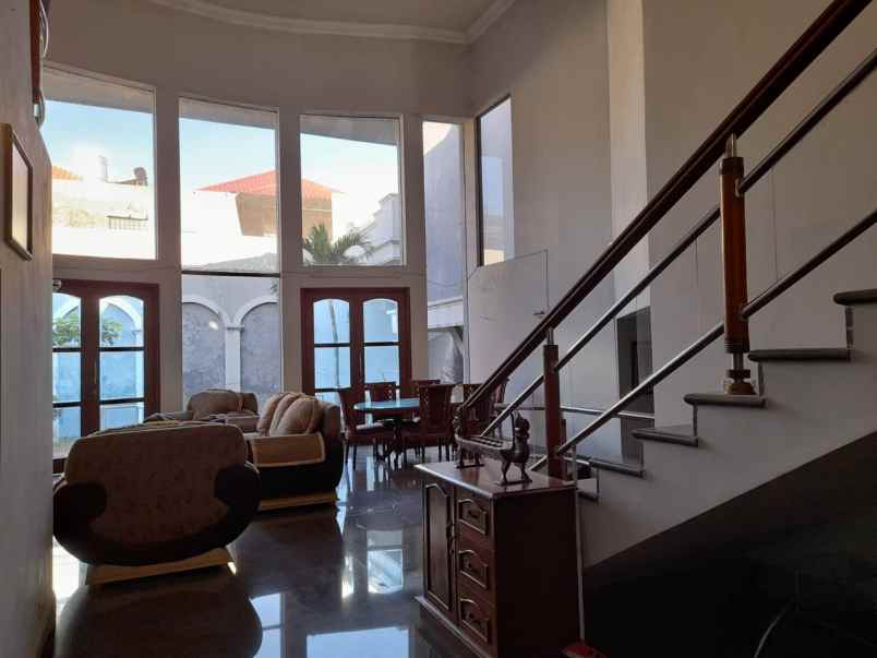 rumah bukit darmo golf bdg strategis lokasi favorit