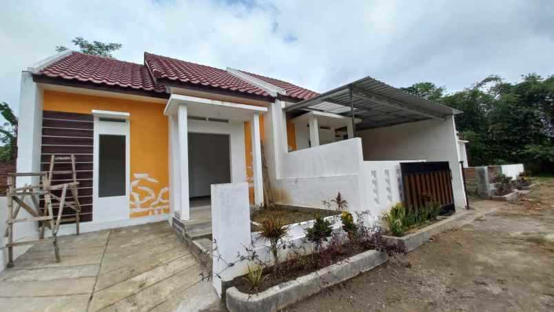 rumah cantik murah di kedungkandang malang