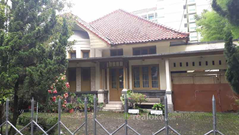 rumah dago purnawarman