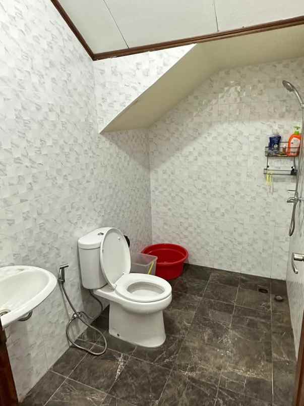 rumah depok cimanggis harjamukti cakep semi furnished