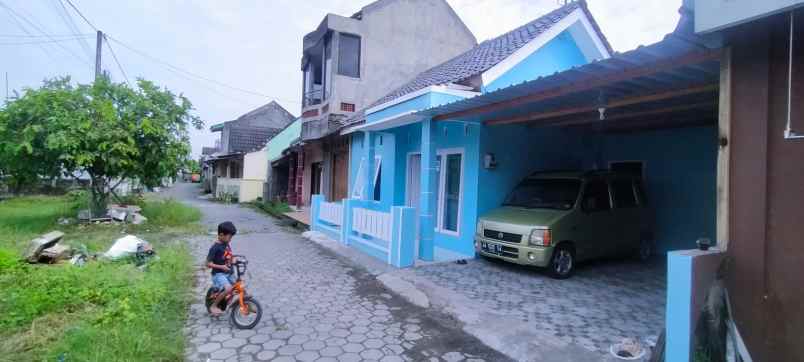 rumah di bawah 400 juta dekat smp negeri 5 banguntapan