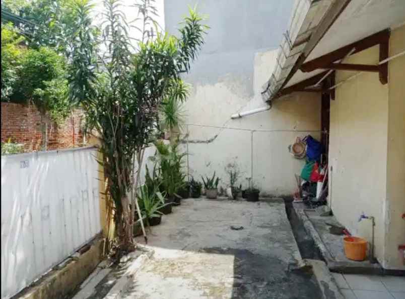 rumah dijual di cinere depok dekat pasar segar cinere