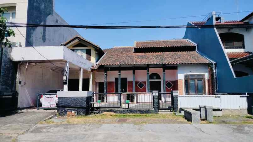 rumah dijual jalan jambi surabaya pusat