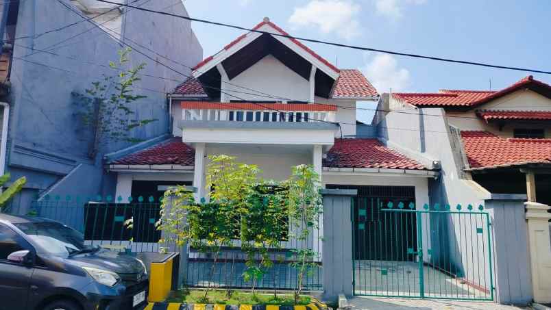 rumah disewakan gayungsari surabaya selatan siap huni