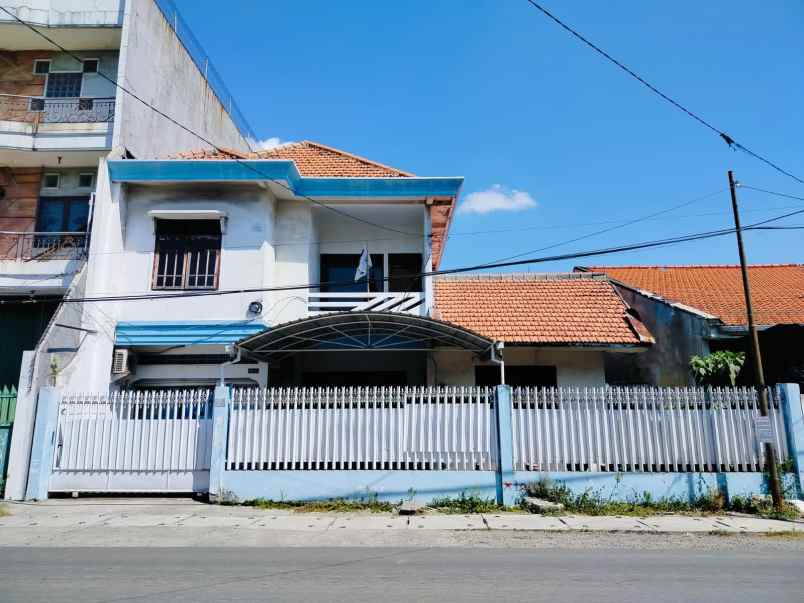 rumah dukuh kupang surabaya barat