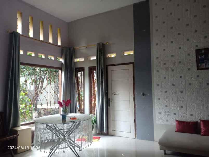 rumah full furnished di cipayung kota depok