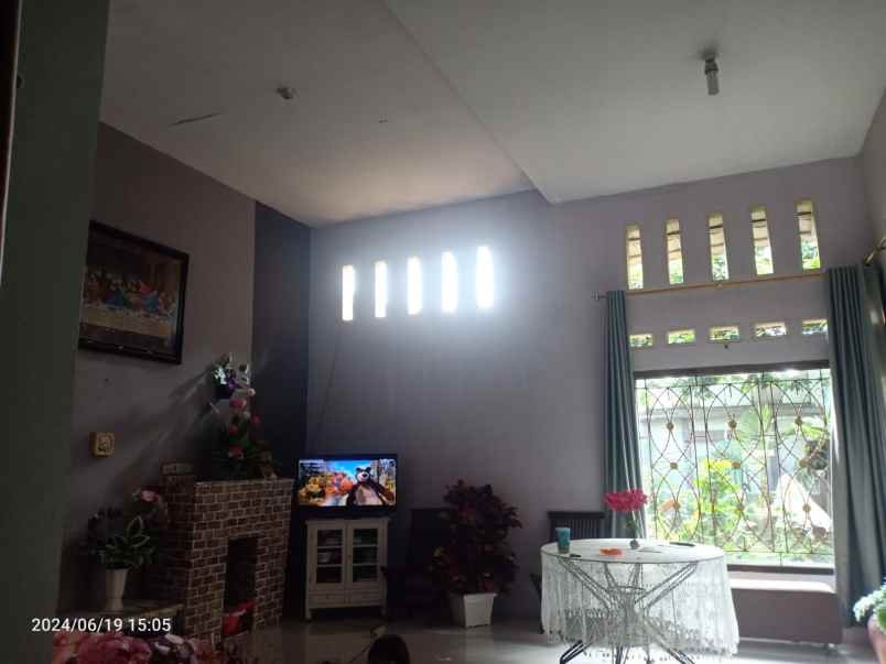 rumah full furnished di cipayung kota depok