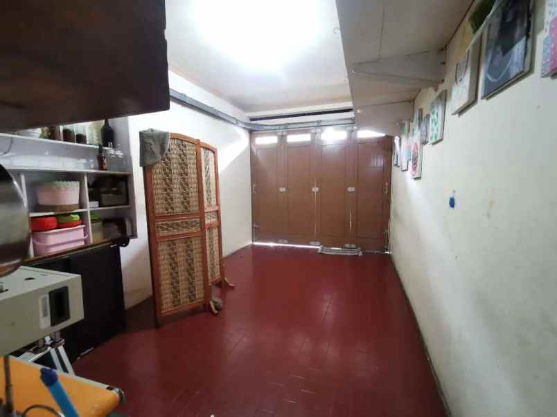 rumah full furnished di komplek rawabambu