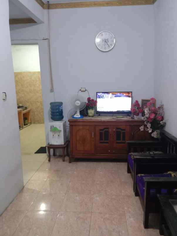 rumah full renovasi dijual murah