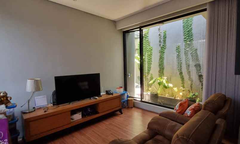 rumah hook di pondok nirwana rungkut baruk surabaya