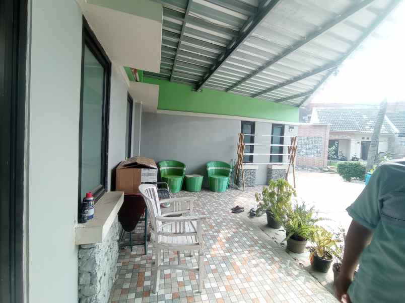 rumah hook lokasi strategis dan nyaman