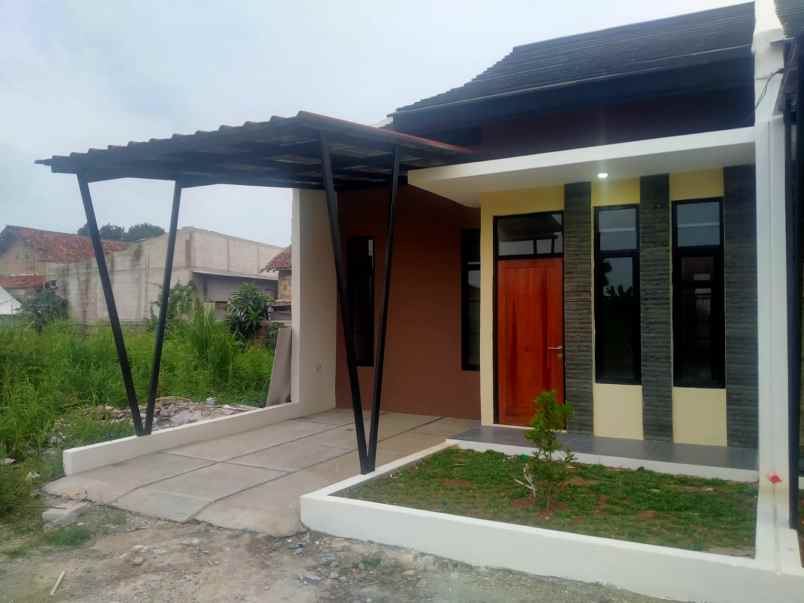 rumah jalan lurah madi lebak