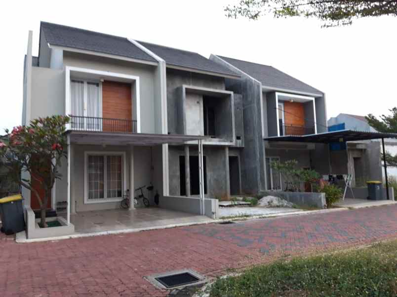 rumah jl pangkalan jati