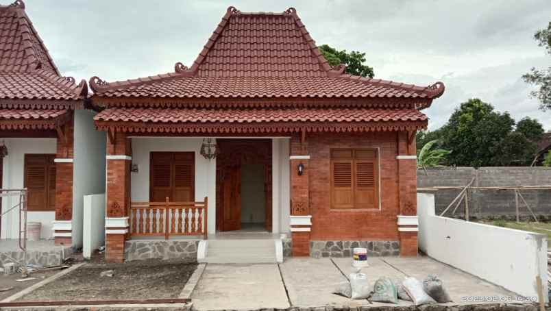 rumah joglo murah terlaris dekat candi prambanan