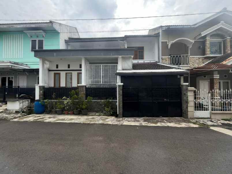 rumah komplek cibabat cimahi row jalan besar shm