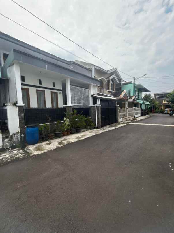 rumah komplek cibabat cimahi row jalan besar shm