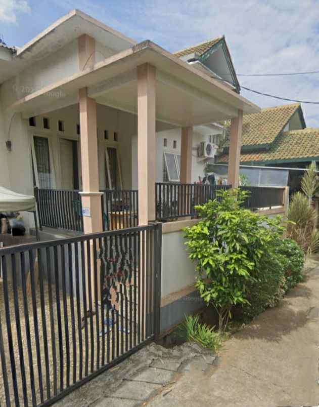 rumah komplek deppen rri cisalak sukmajaya depok