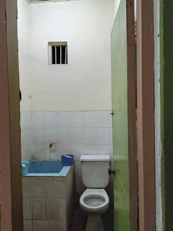 rumah luas dan nyaman jatingaleh semarang