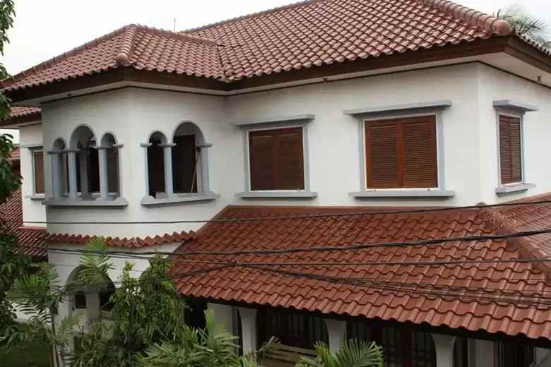 rumah mewah dalam komplek pondok kelapa jakarta timur