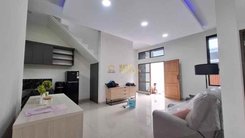 rumah mewah dekat jalan palagan km 6 di ngaglik