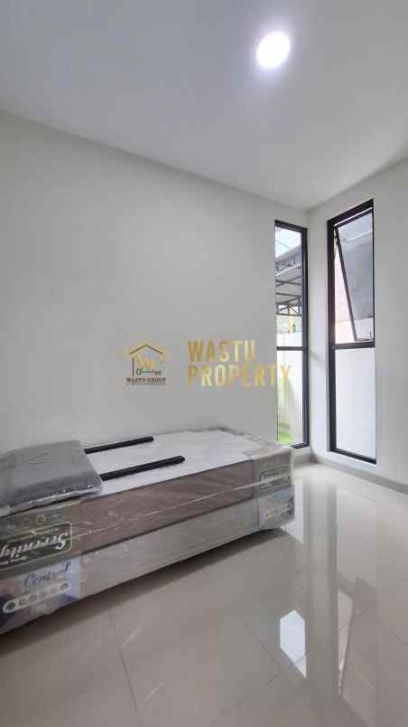 rumah mewah dekat jalan palagan km 6 di ngaglik