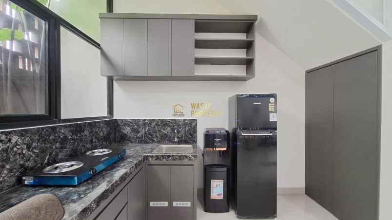 rumah mewah dekat jalan palagan km 6 di ngaglik