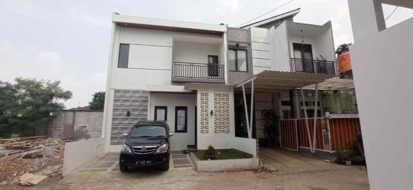 rumah mewah galaxy bekasi akses mobil shm