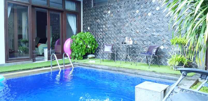 rumah mewah swim pool siap huni jakarta selatan