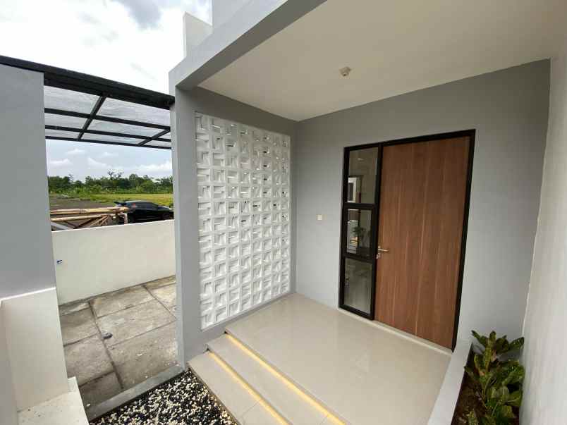 rumah milenial view pesawahan