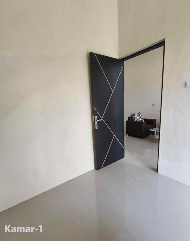 rumah modern lokasi belakang binus araya malang