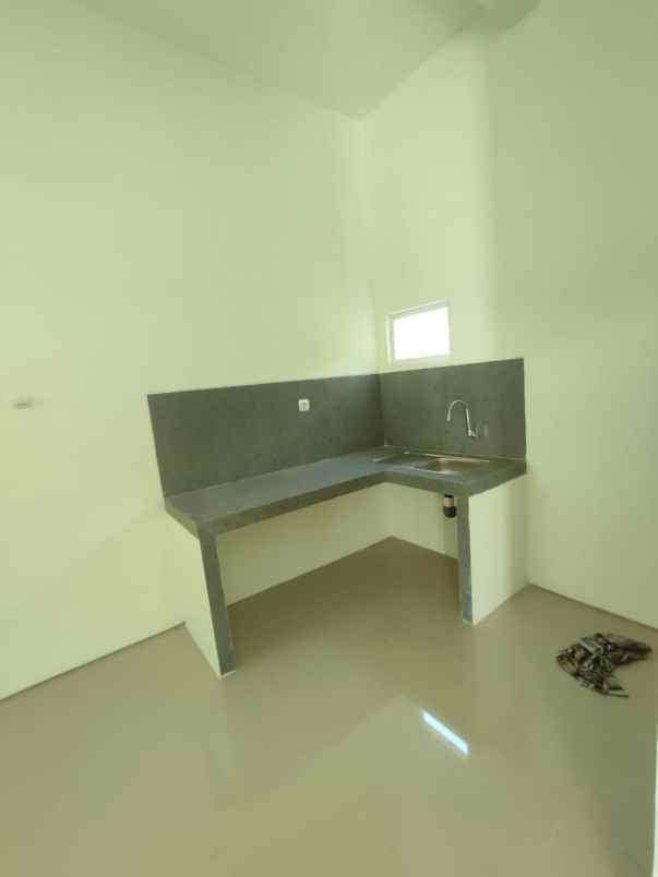 rumah modern lokasi dekat kampus uin malang