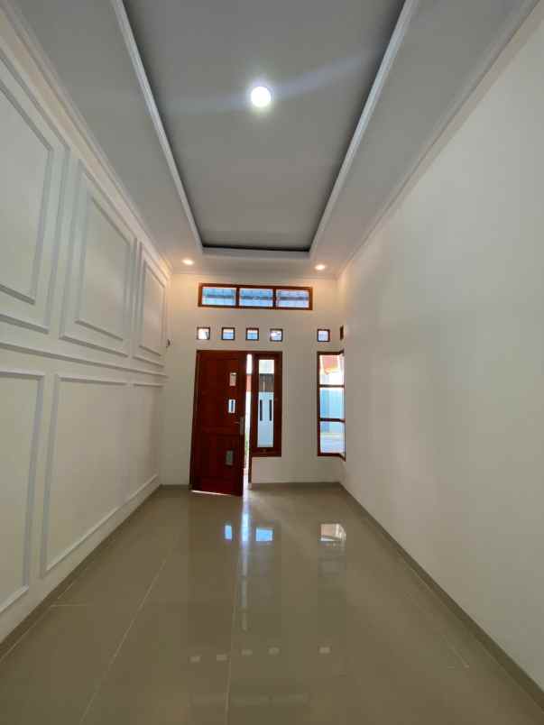 rumah modern lokasi strategis ready 3km