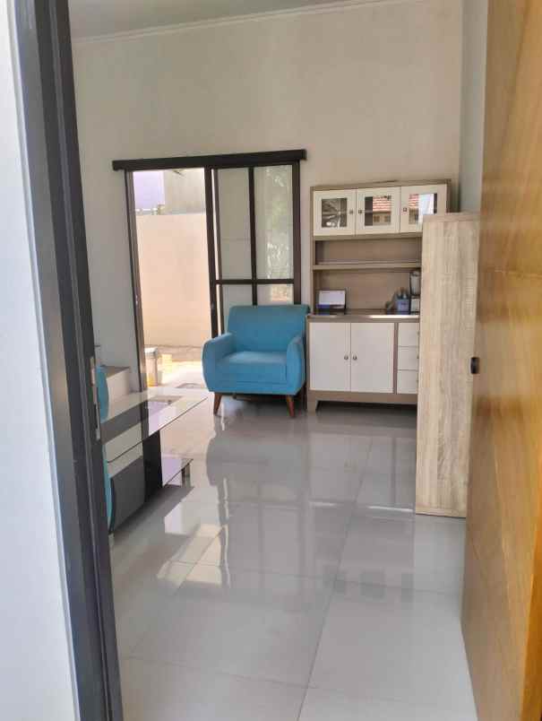 rumah modern minimalis di pandanwangi sulfat