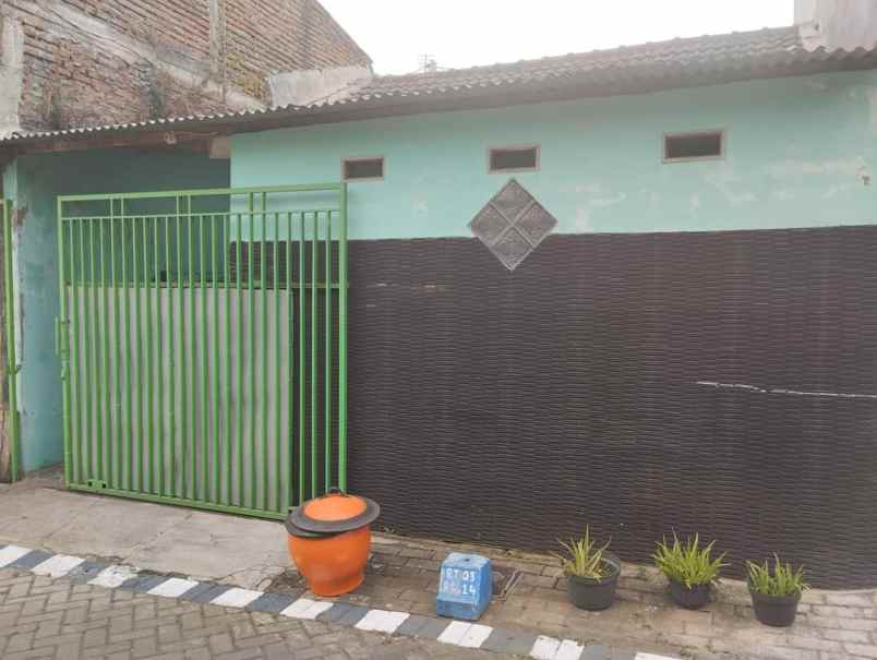 rumah modern siap huni di pakis malang