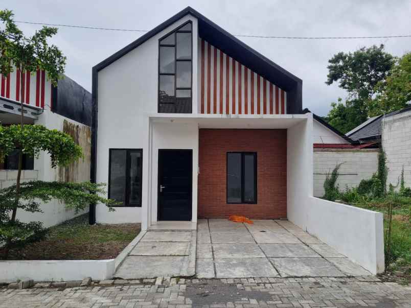 rumah modern terbaru dekat polsek sedayu bantul