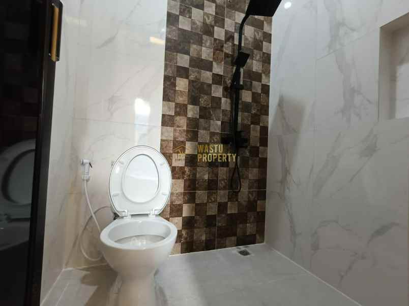 rumah murah 500 meter dari pasar cebongan siap huni