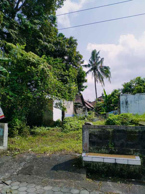 rumah murah tanah luas shm di tempel sleman