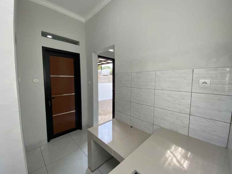 rumah nyaman di cigugur ciwaruga bandung