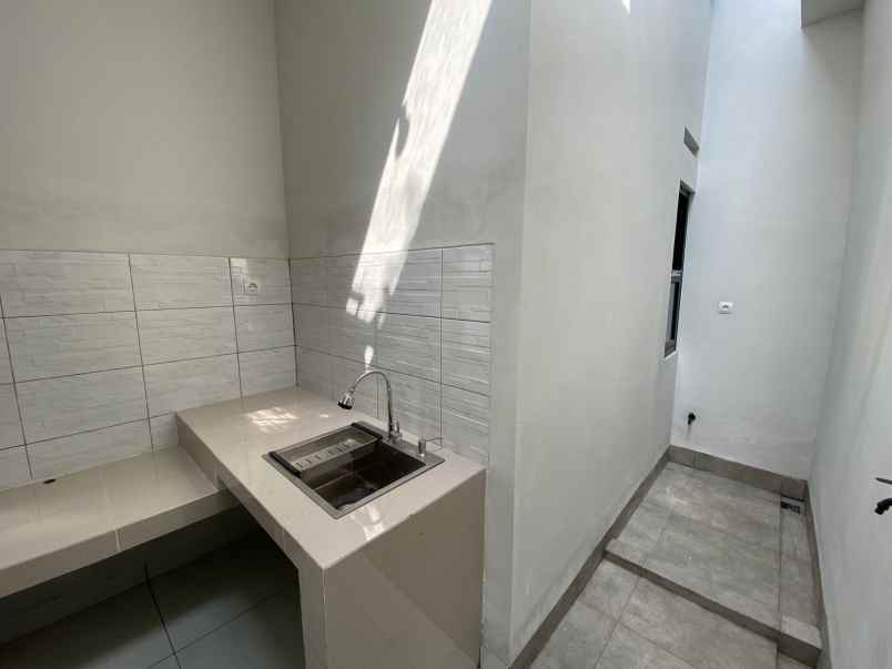 rumah nyaman di cigugur ciwaruga bandung