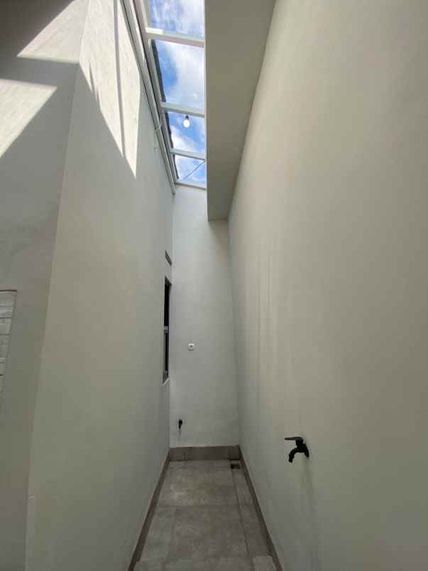 rumah nyaman di cigugur ciwaruga bandung