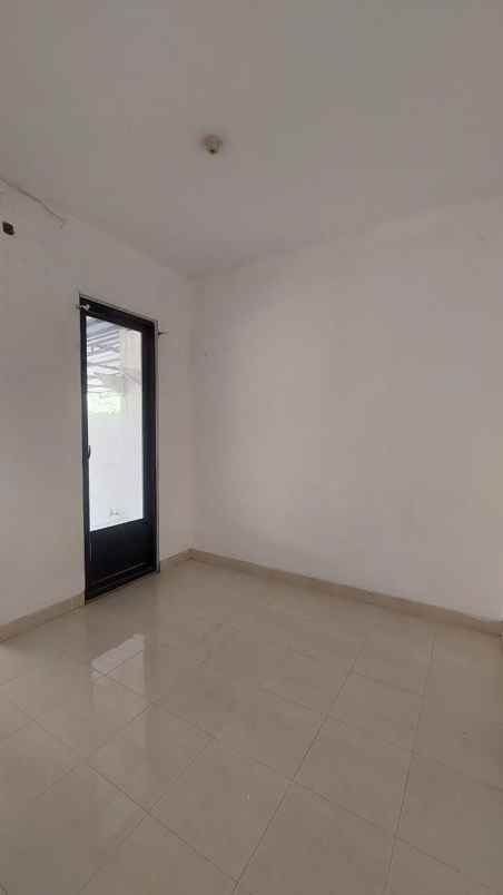 rumah pantai mentari dekat mulyosari lebak ploso dnd