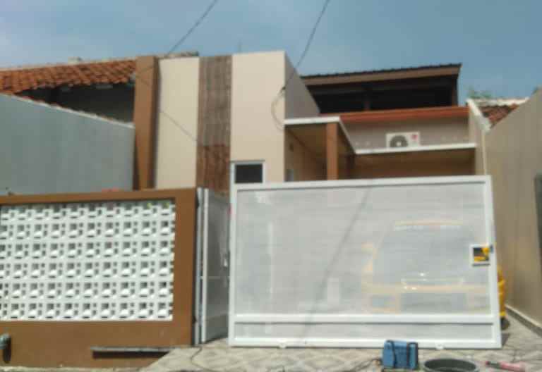 rumah perum siap huni full renov