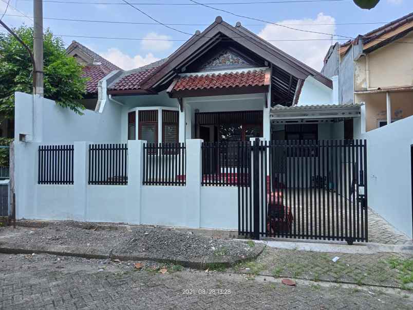 rumah perumahan pandan valley