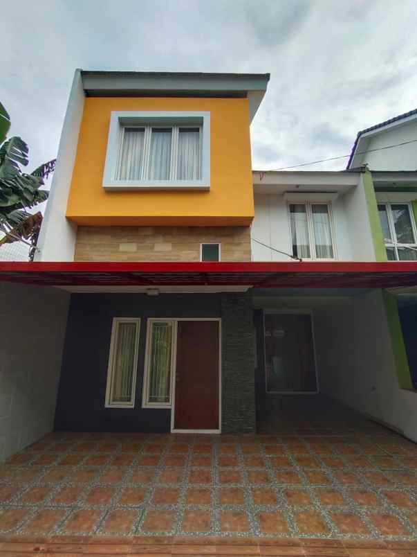 rumah private pool termurah paling strategis di bekasi