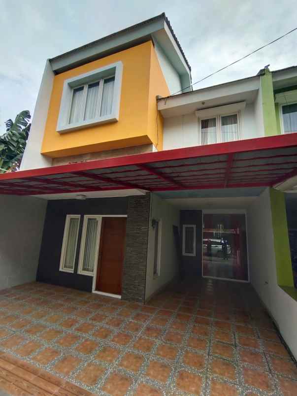 rumah private pool termurah paling strategis di bekasi