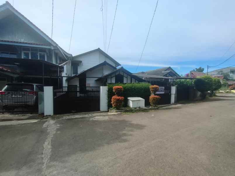 rumah puri budi asri cihanjuang shm jual cepat